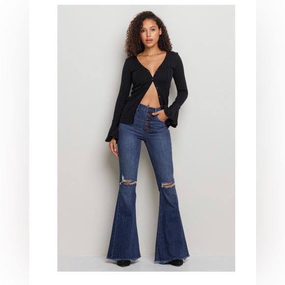 JUST IN/ MARLIE HIGH RISE DISTRESSED BELL BOTTOM DENIM - Picture 3 of 11